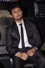 Sonu Nigam at the launch of Bollyboom in Mumbai on 3rd July 2013 (41).JPG